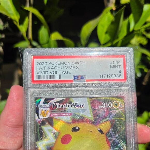 Pikachu #044 PSA 9 ‒ Vivid Voltage ‒ SWSH Mint Full Art Holofoil. - Picture 4 of 5